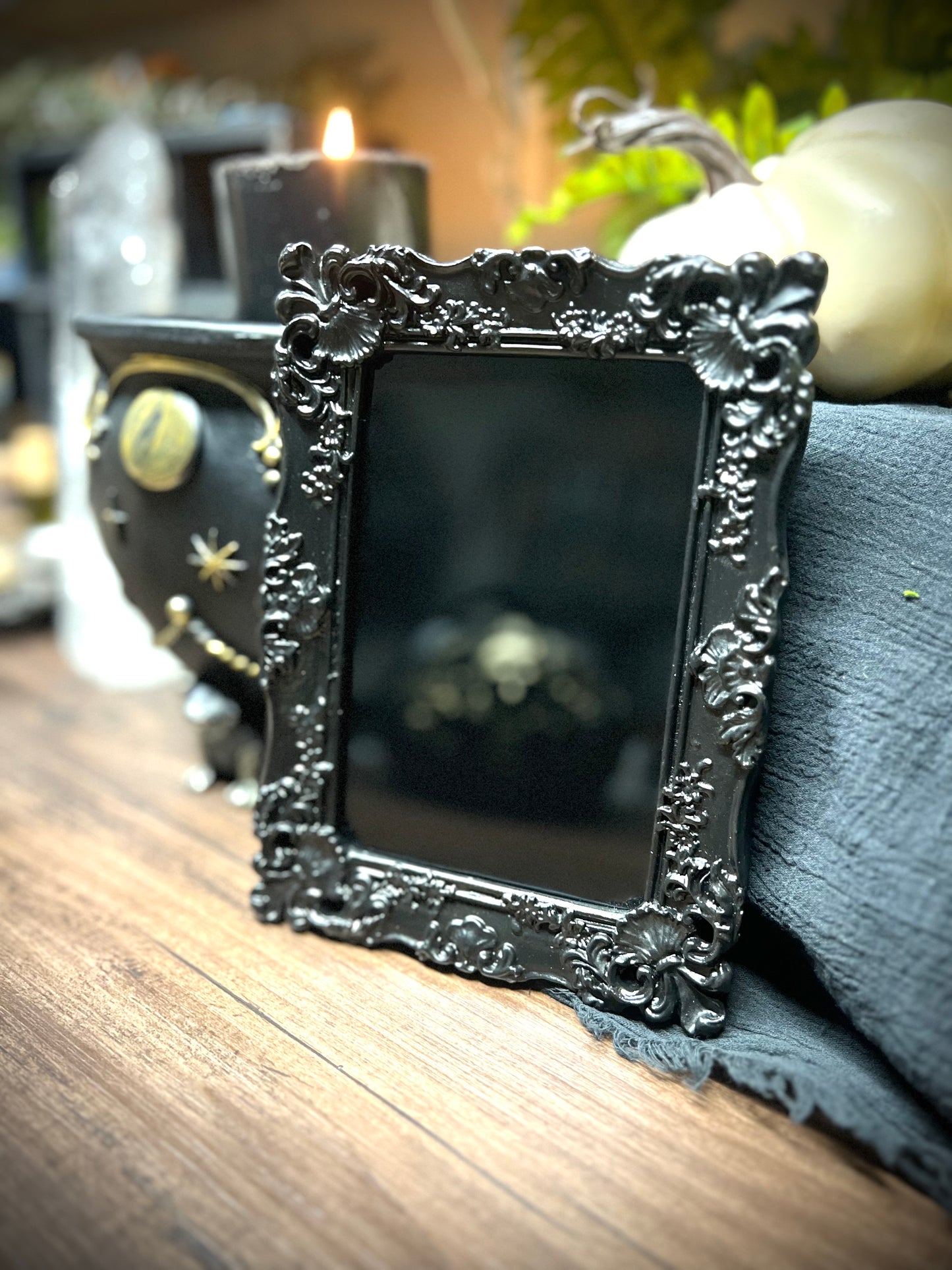 Wall Hanging Scrying Mirror Enchantment Mirror Charmed Mirror MM114
