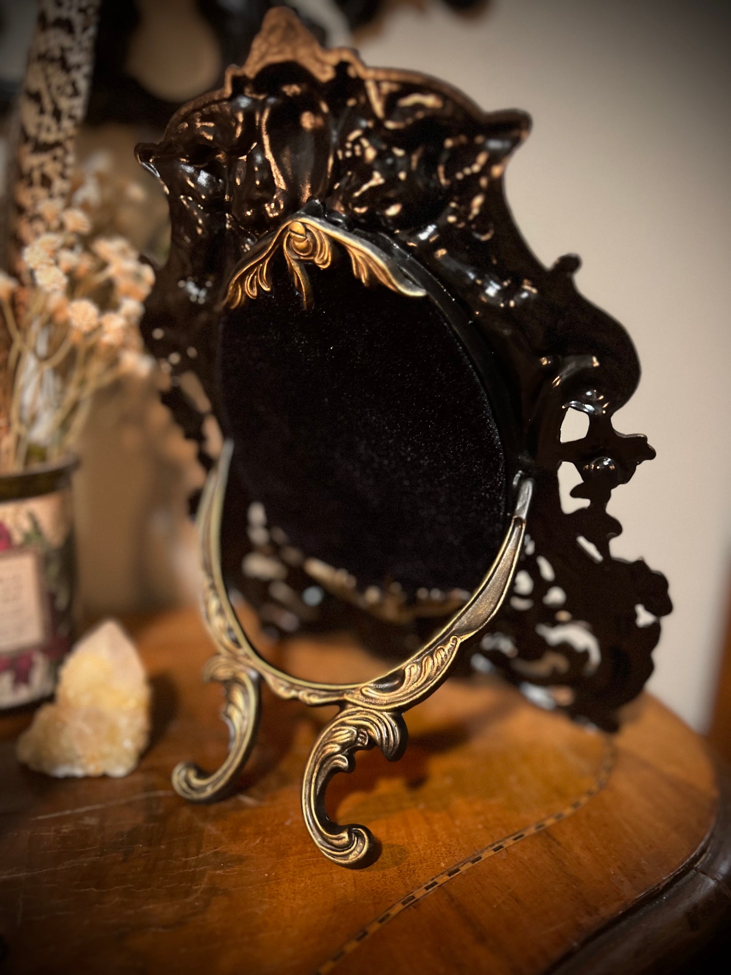 Scrying Mirror - Antique Heirloom Footed Oval Black Mirror MM121