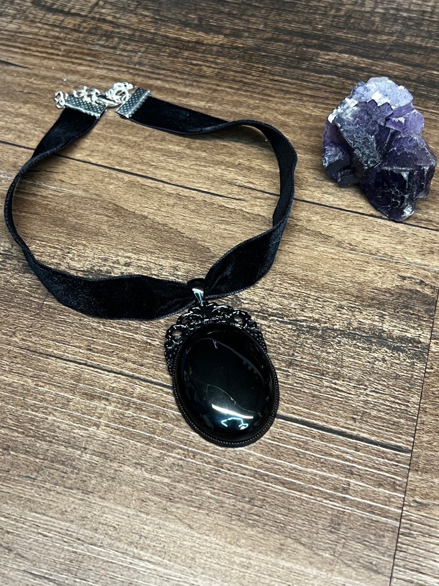 Obsidian Mirror Pendant Necklace with Velvet Choker PN25