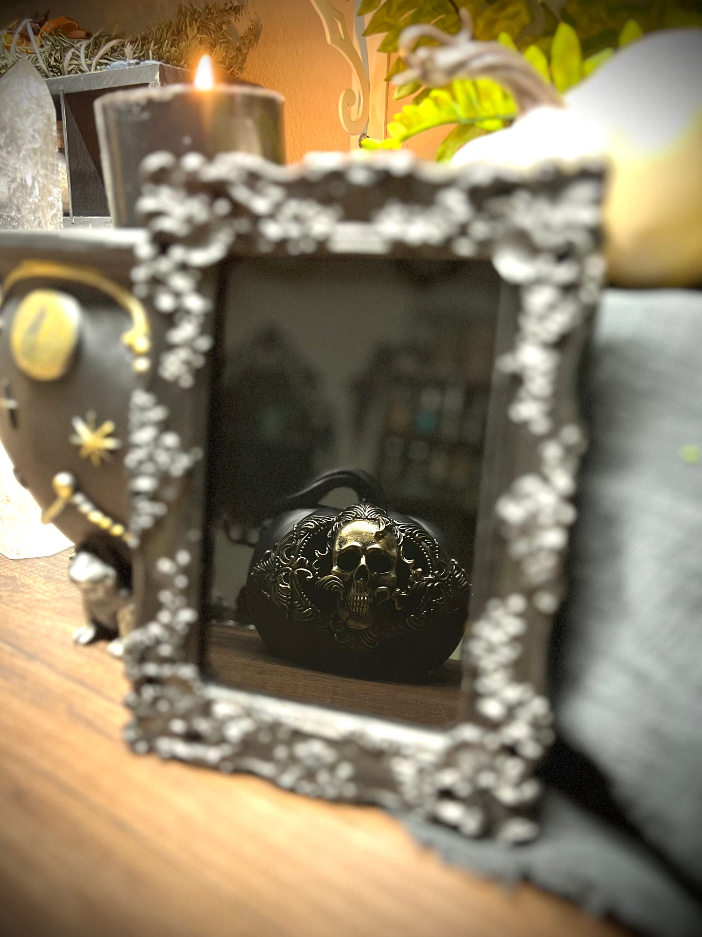 Wall Hanging Scrying Mirror Enchantment Mirror Charmed Mirror MM114