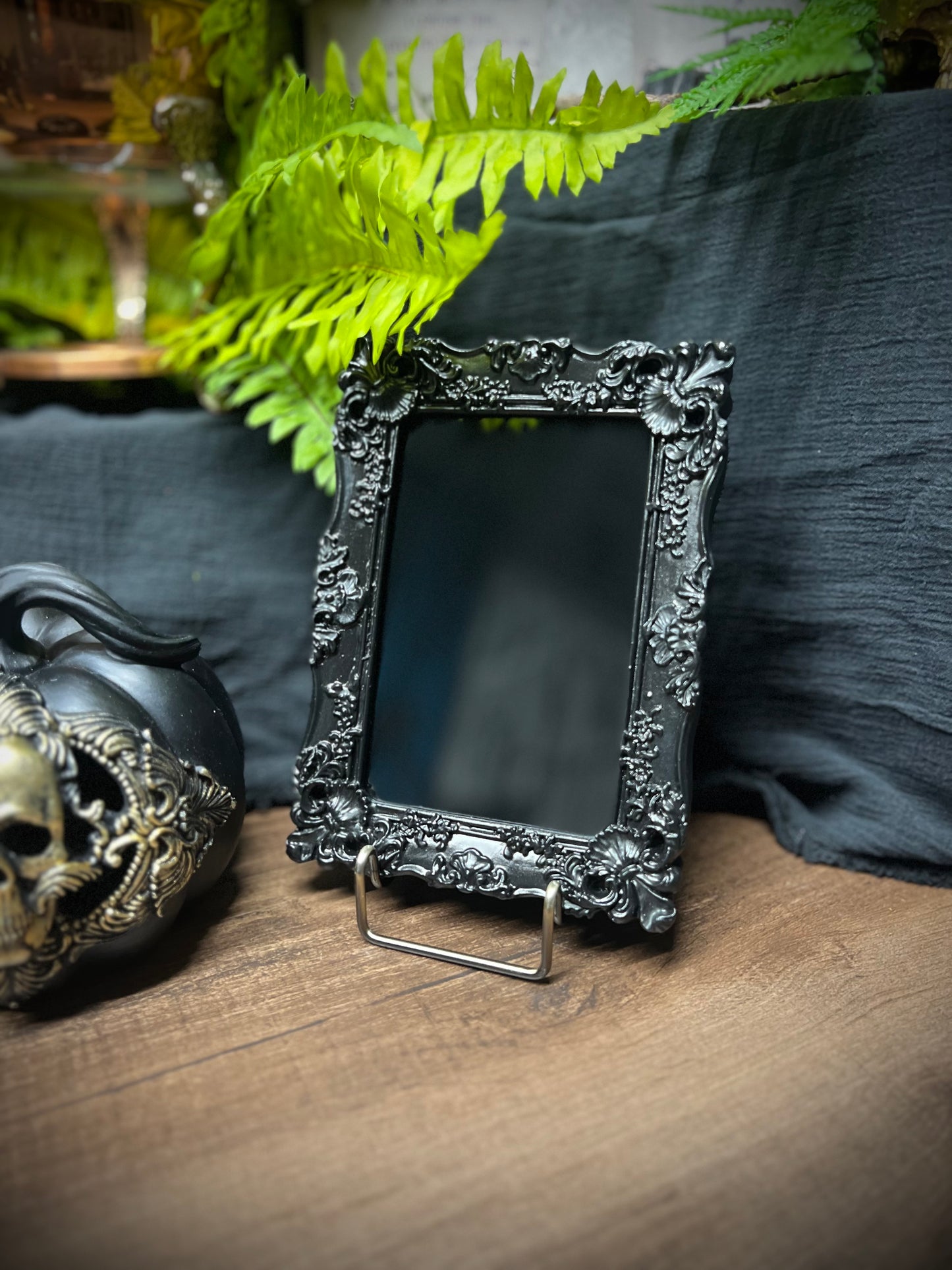 Wall Hanging Scrying Mirror Enchantment Mirror Charmed Mirror MM114