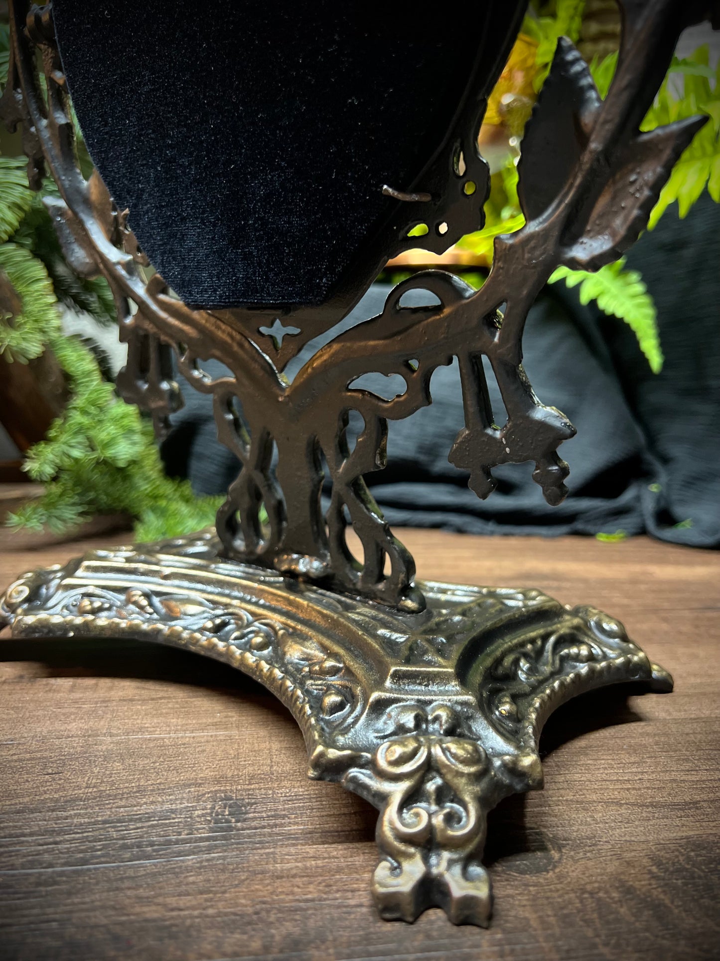Lilith Heirloom Antique Footed Oval Divination Scrying Mirror Tabletop Shadow Work Gothic Victorian Witches Mirror MM120