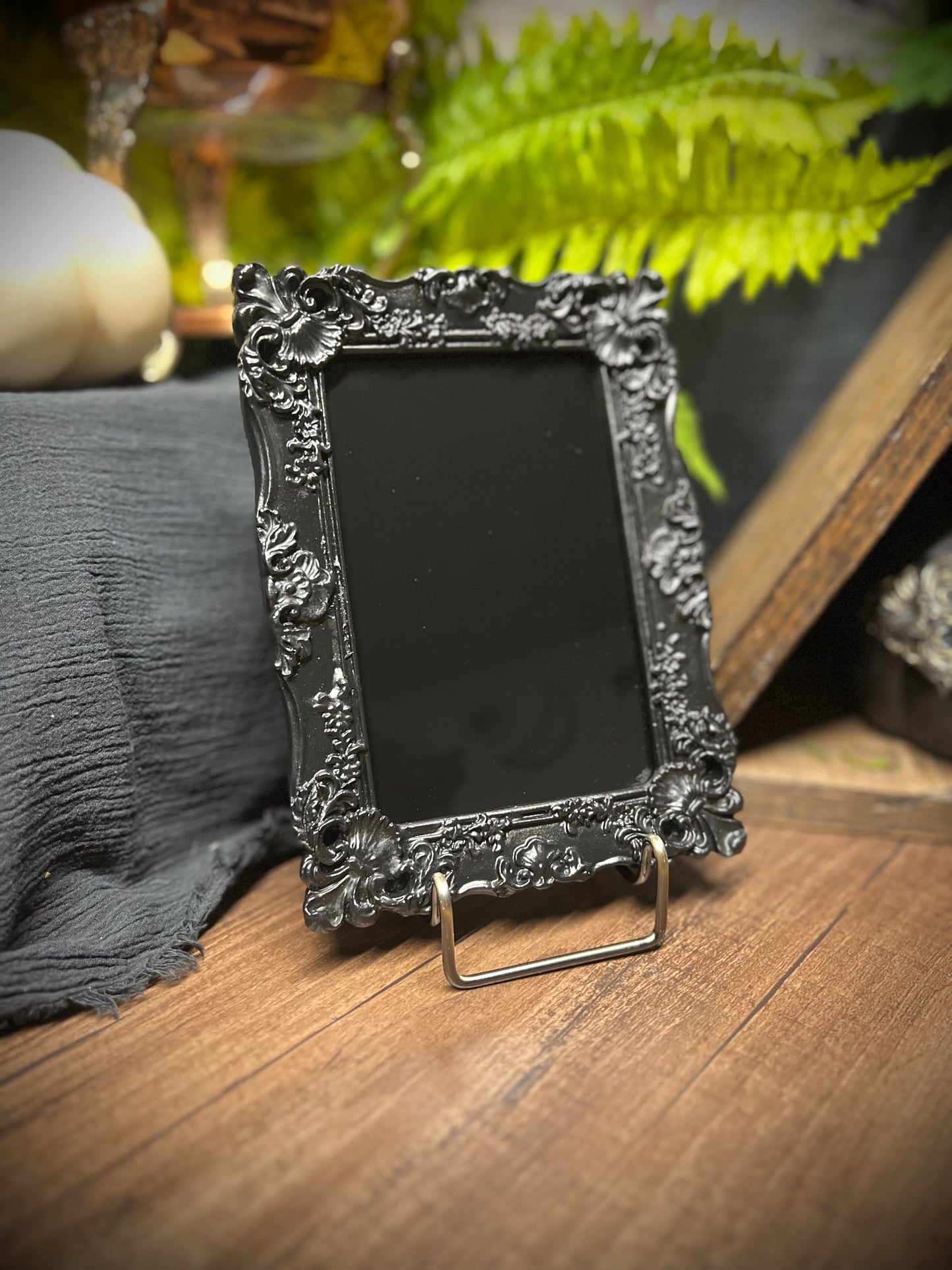 Wall Hanging Scrying Mirror Enchantment Mirror Charmed Mirror MM114