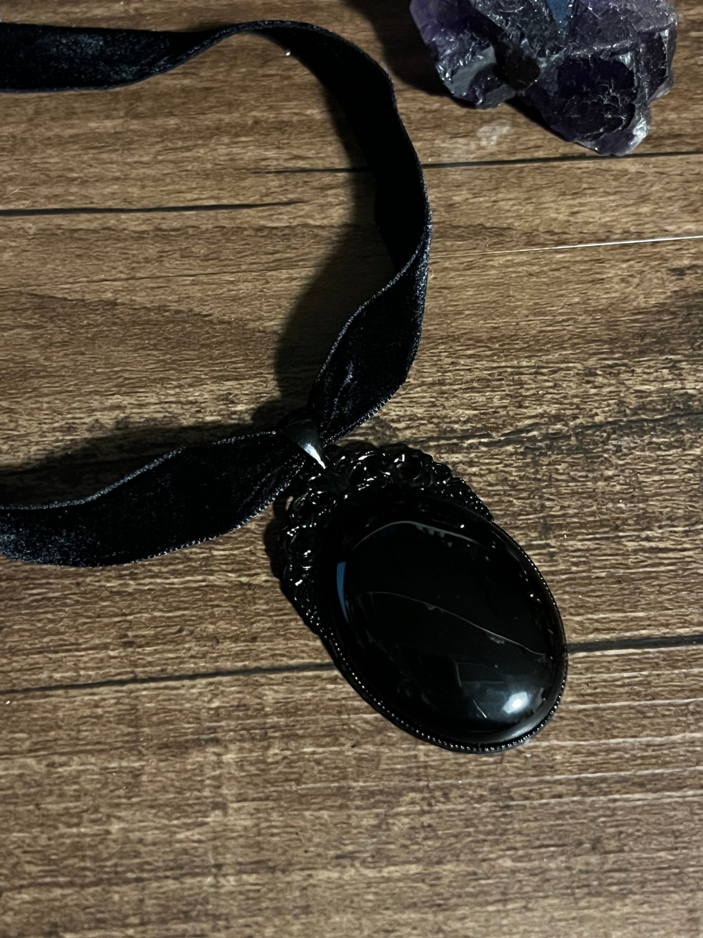 Obsidian Mirror Pendant Necklace with Velvet Choker PN25