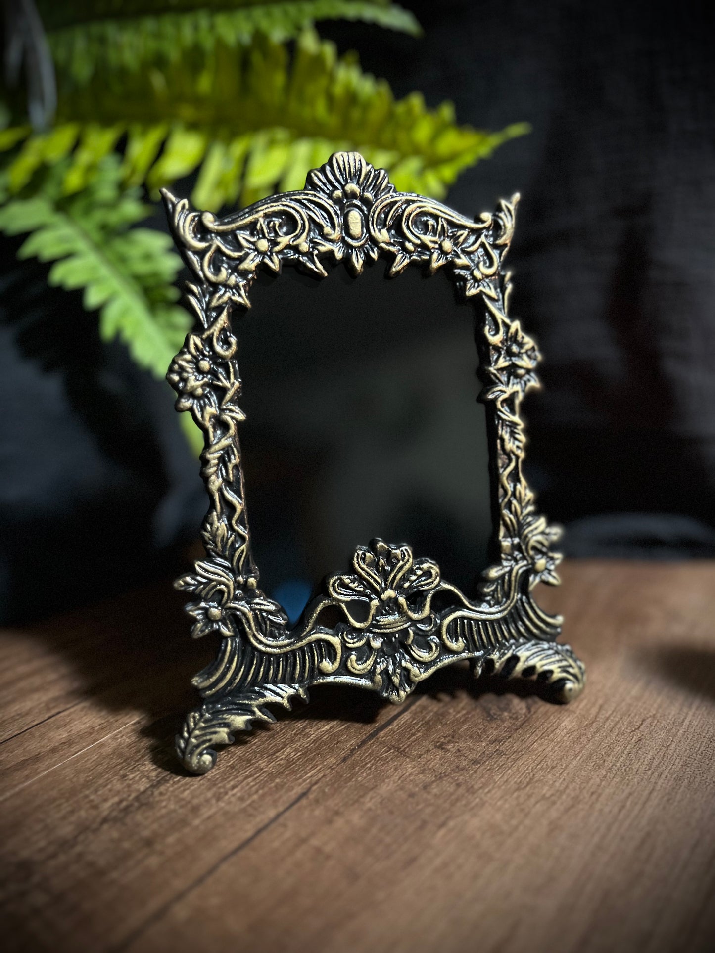 Small Black Scrying Divination Mirror MM127