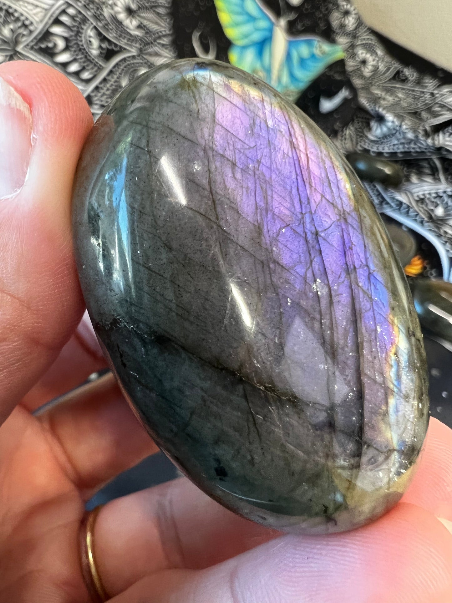 Mermaid Labradorite Palm Stone šā”ļø