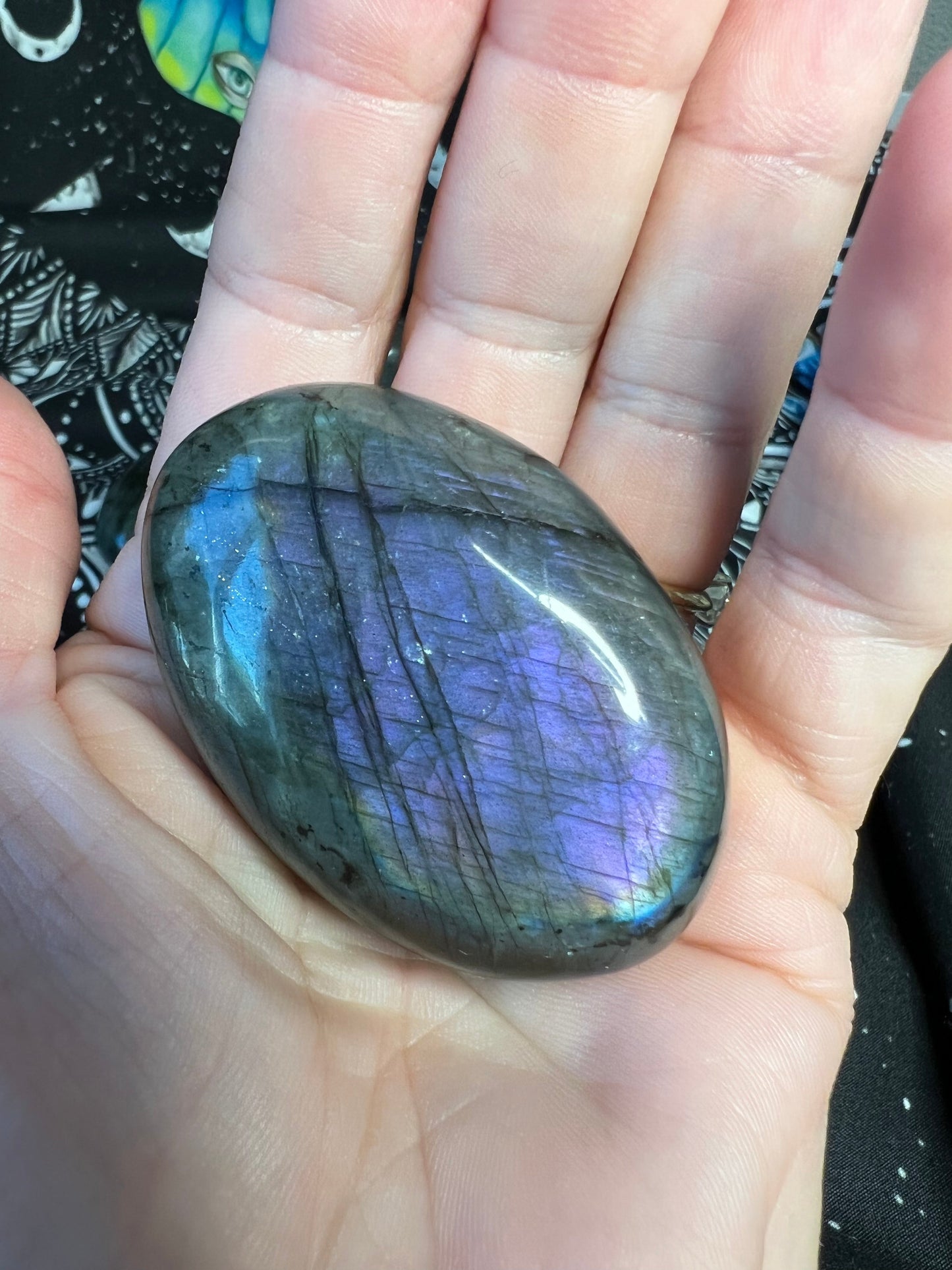 Mermaid Labradorite Palm Stone šā”ļø