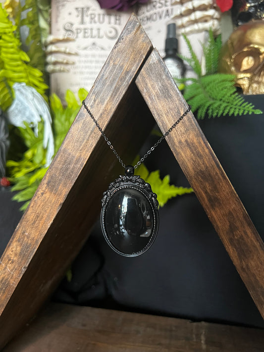 Black Glass Scrying Mirror Necklace Pendant PN31