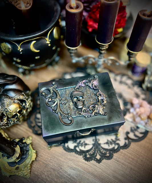 The Enchanted Secrets Box, Tarot Box, Jewelry Box, Keepsake Box, Oracle Box, Dark Academia, Black Decor, Labradorite