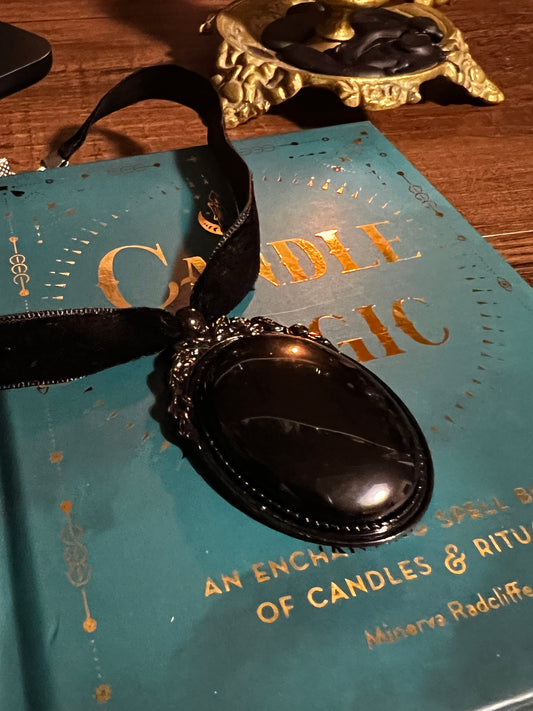 Obsidian Mirror Pendant Necklace with Velvet Choker PN23