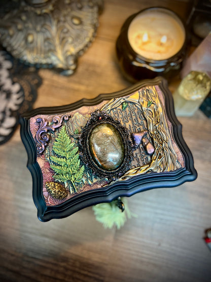 Portals Box – Enchanted Labradorite Jewelry Chest with Skeleton Key | Mystical Keepsake Box for Intentions, Treasures or Tarot Cards