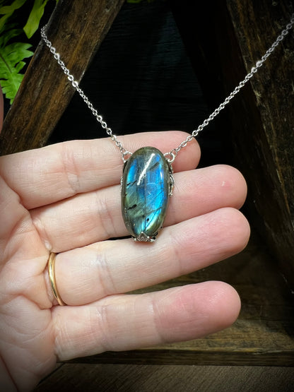 Labradorite Victorian Wrapped Pendant Necklace PN21