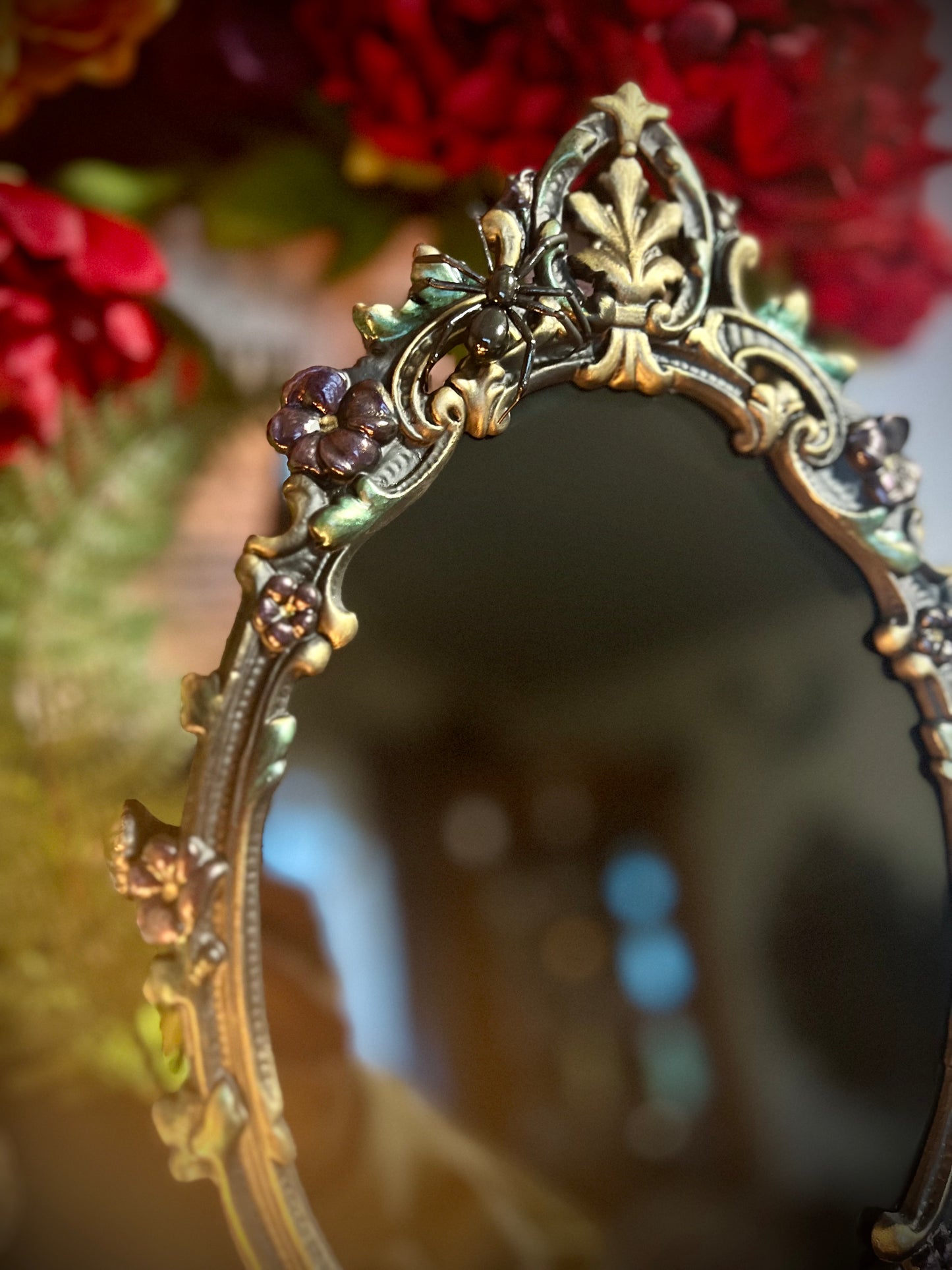 Charlotte Scrying Mirror – Gothic Floral Black Mirror with Handmade Spiders and Beaded Web for Shadow Work and Divination